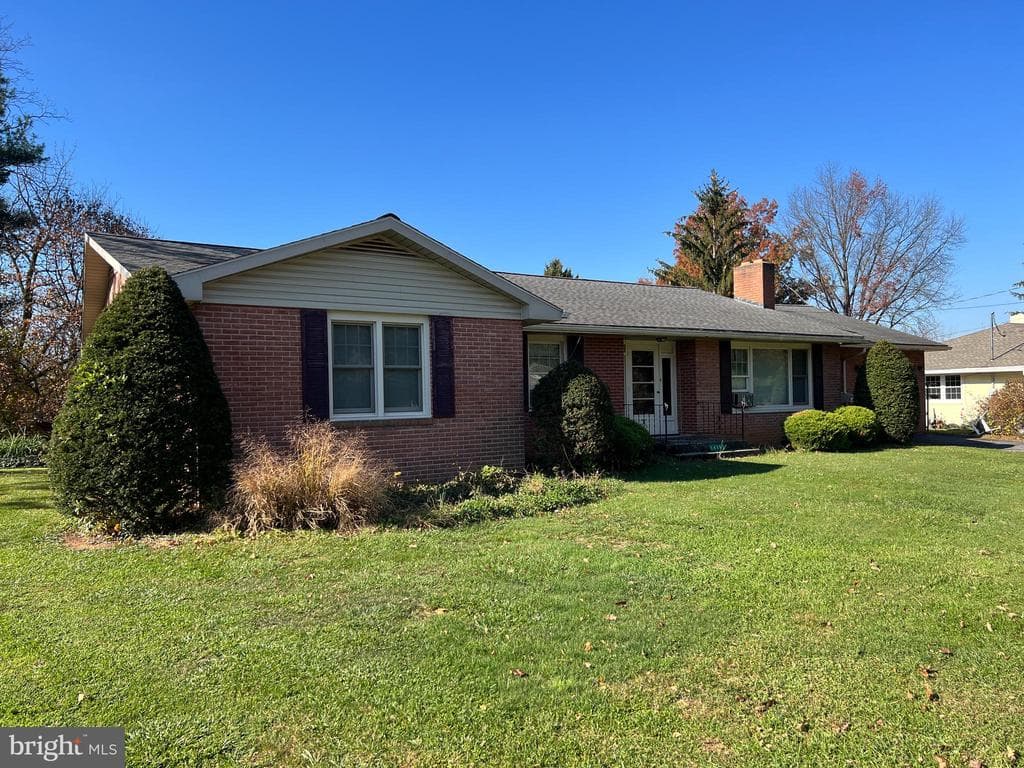 14393 Walnut Loop, Greencastle, PA 17225