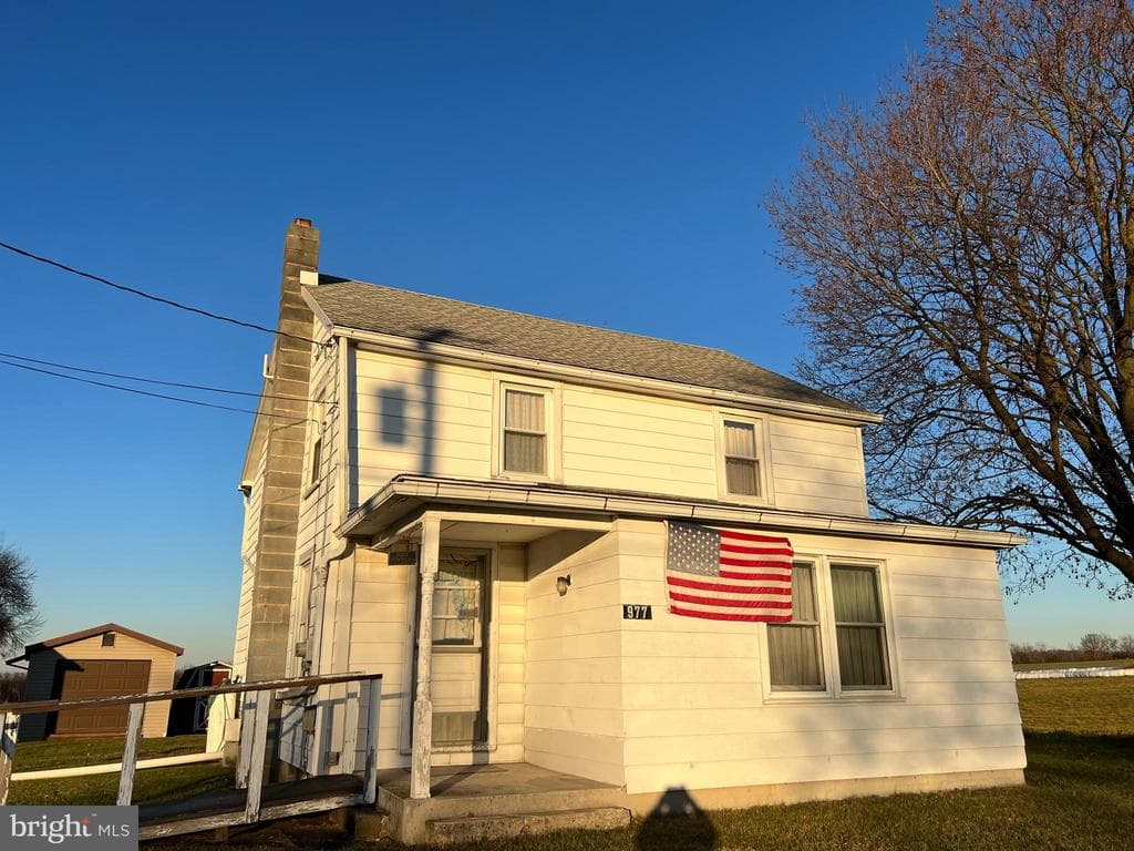 Property photo #3 for 977 Kauffman Rd W, Greencastle, PA 17225