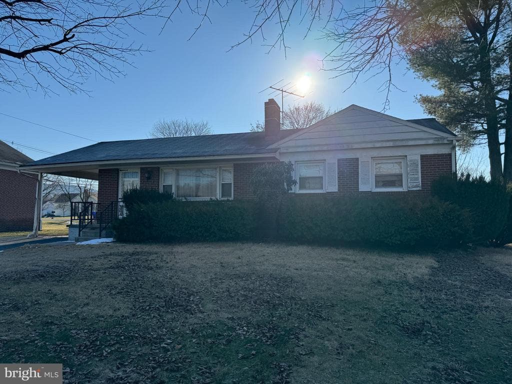 403 S Main St, Mont Alto, PA 17237