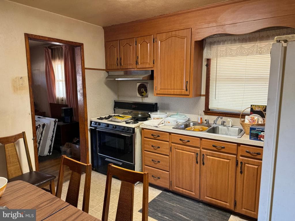 403 S Main St, Mont Alto, PA 17237