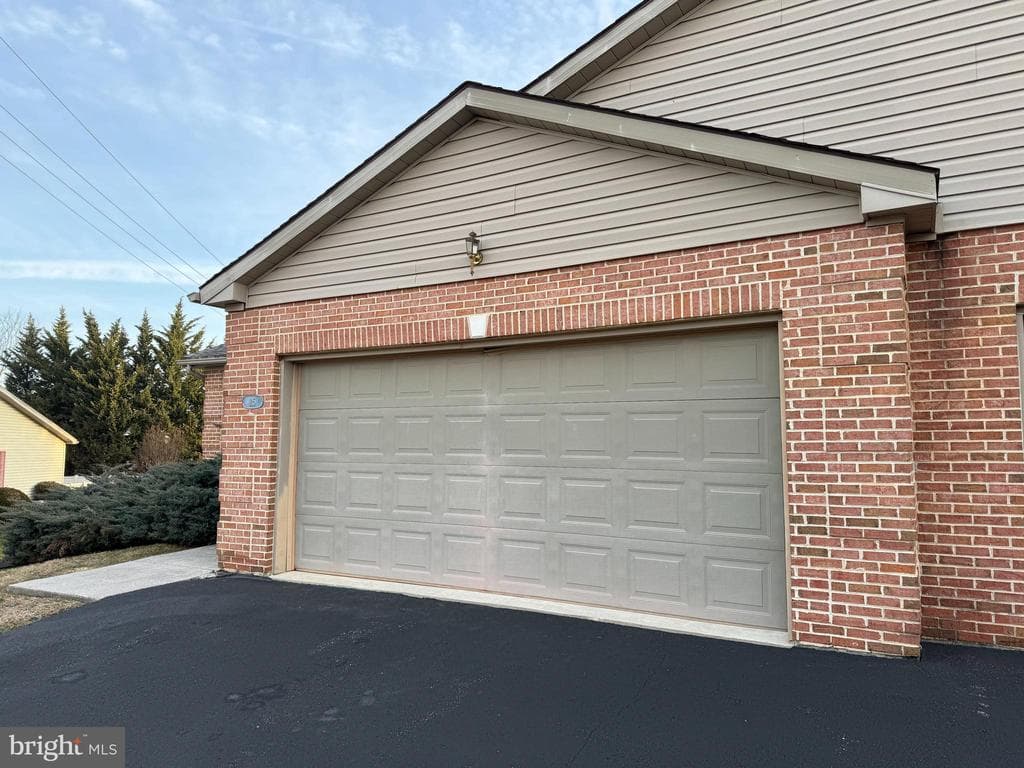 25 Homestead Drive, Greencastle, PA 17225