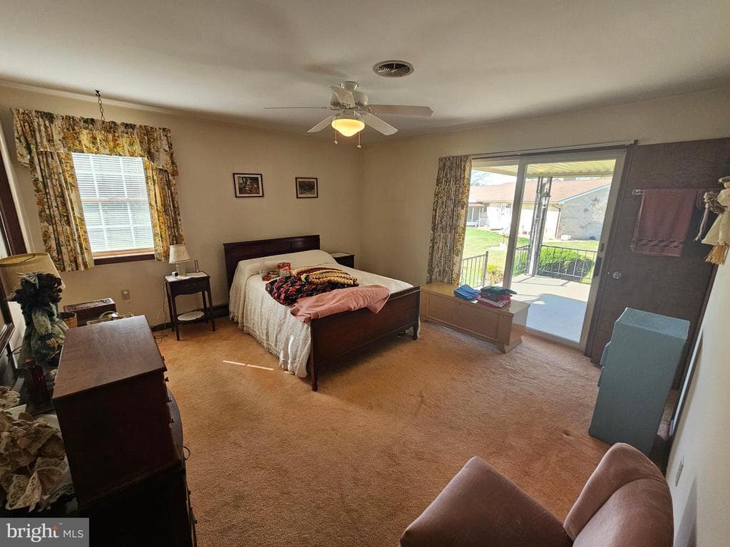 Property photo #37 for 585 Meadowview Circle, Greencastle, PA 17225