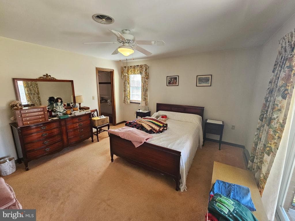 Property photo #38 for 585 Meadowview Circle, Greencastle, PA 17225