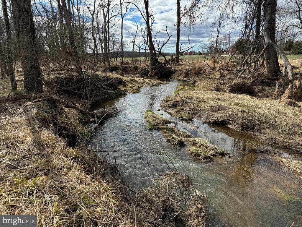 Property photo #4 for 615 Shrivers Corner Rd, Gettysburg, PA 17325