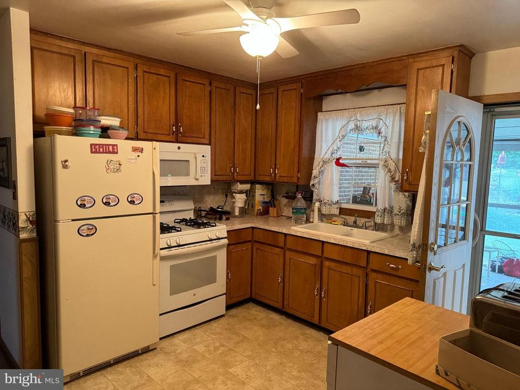 Property photo #15 for 10910 Rosewood Dr, Hagerstown, MD 21740
