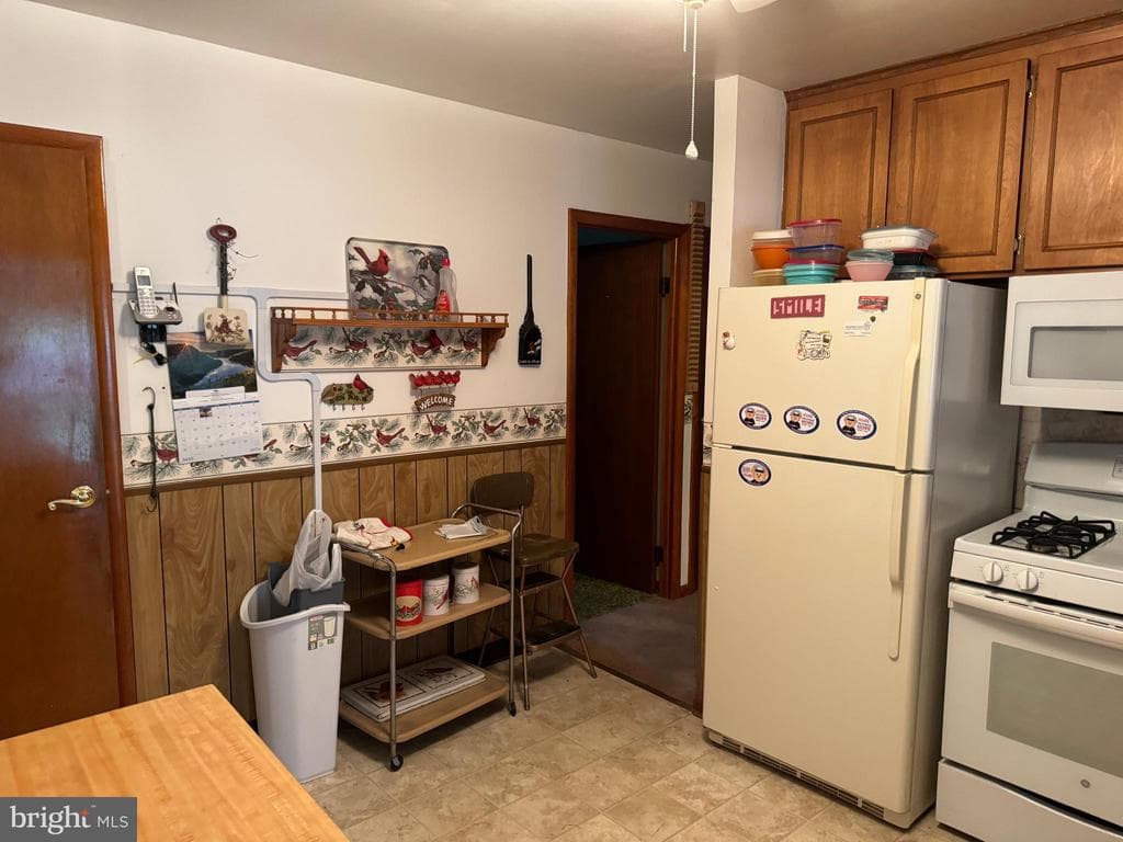 Property photo #16 for 10910 Rosewood Dr, Hagerstown, MD 21740