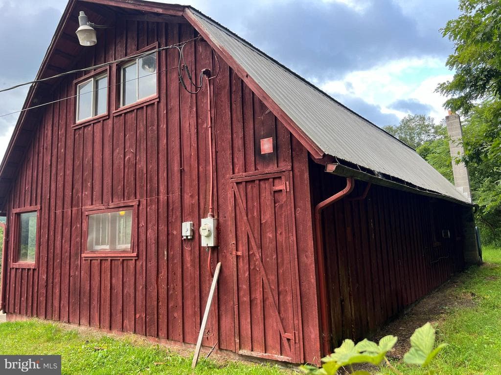 Property photo #12 for 3035 Black Log Road, Orbisonia, PA 17243