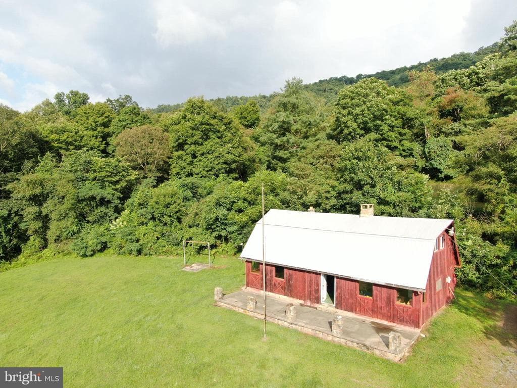 Property photo #3 for 3035 Black Log Road, Orbisonia, PA 17243