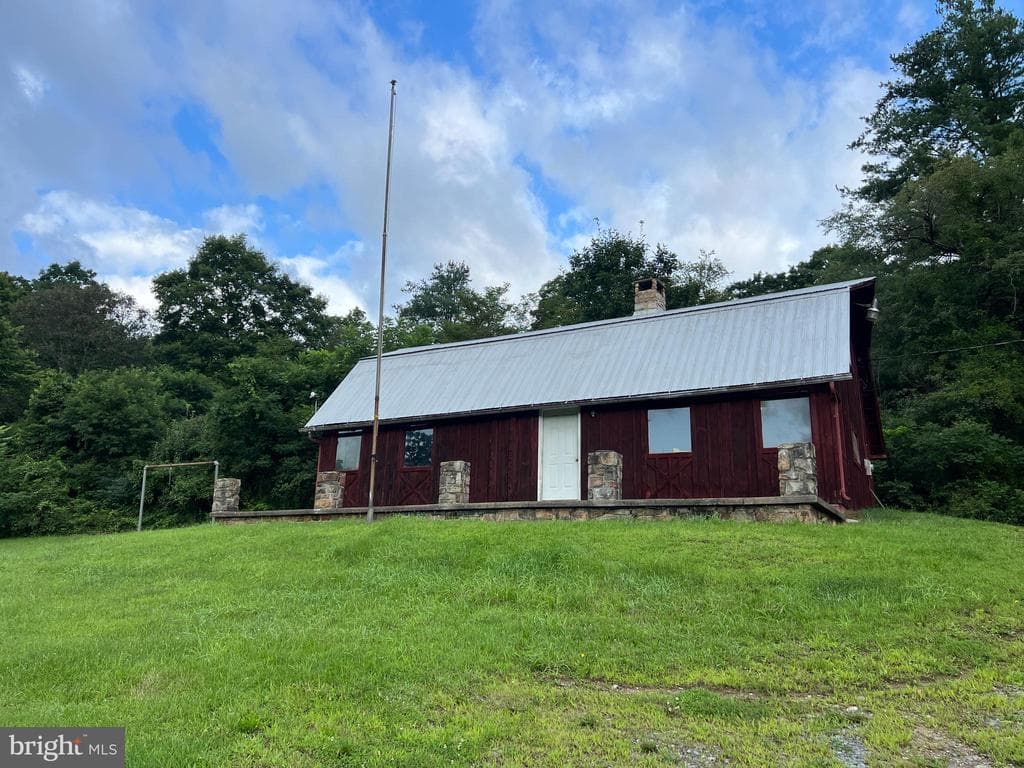 Property photo #5 for 3035 Black Log Road, Orbisonia, PA 17243