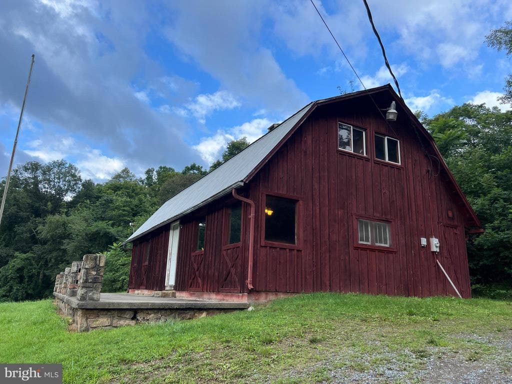 Property photo #8 for 3035 Black Log Road, Orbisonia, PA 17243