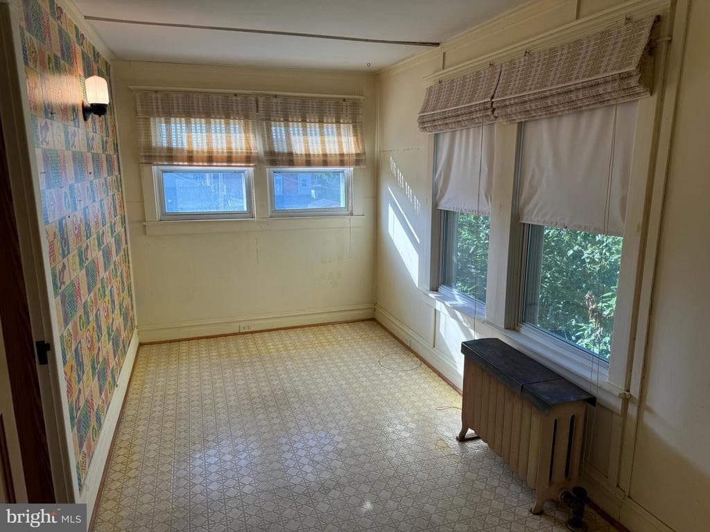 Property photo #34 for 127 Fairview Ave, Waynesboro, PA 17268