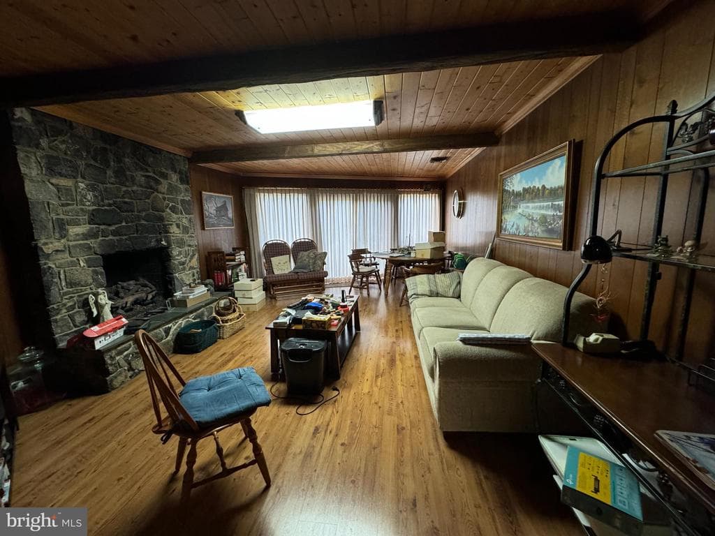 Property photo #14 for 13902 Blue Mountain Dr, Maugansville, MD 21767