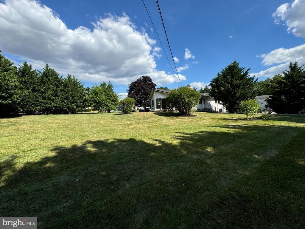 Property photo #5 for 13902 Blue Mountain Dr, Maugansville, MD 21767