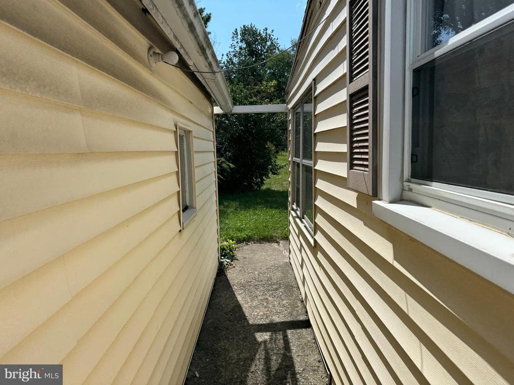 Property photo #6 for 7140 Slabtown Rd, Waynesboro, PA 17268