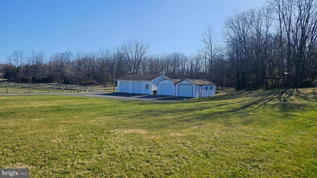 Property photo #40 for 204 Walnut St, Greencastle, PA 17225