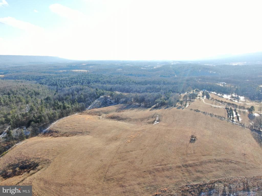Property photo #10 for 617 Buck Road, Harrisonville, PA 17228