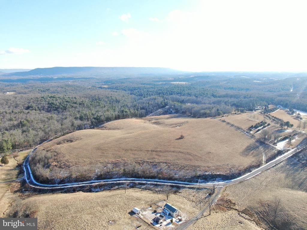 Property photo #6 for 617 Buck Road, Harrisonville, PA 17228