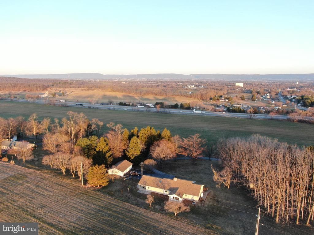Property photo #21 for 928 Baltimore Road, Shippensburg, PA 17257