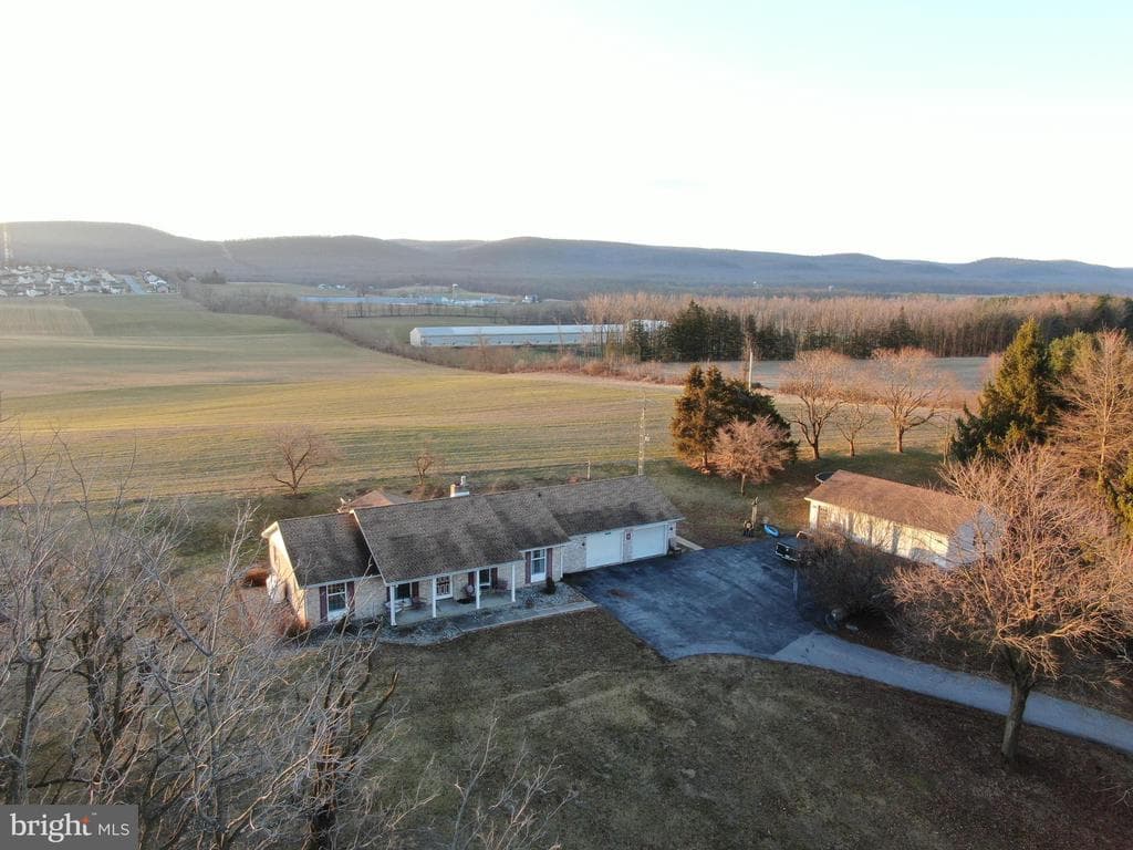Property photo #25 for 928 Baltimore Road, Shippensburg, PA 17257