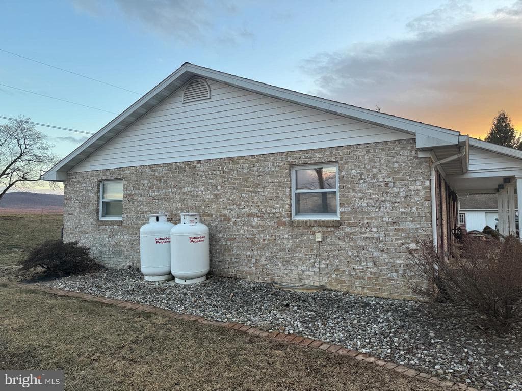 Property photo #3 for 928 Baltimore Road, Shippensburg, PA 17257