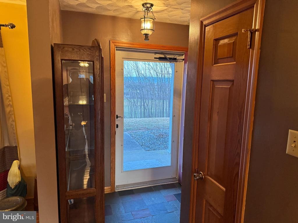 Property photo #31 for 928 Baltimore Road, Shippensburg, PA 17257