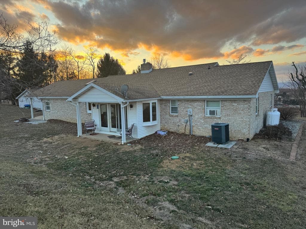 Property photo #5 for 928 Baltimore Road, Shippensburg, PA 17257