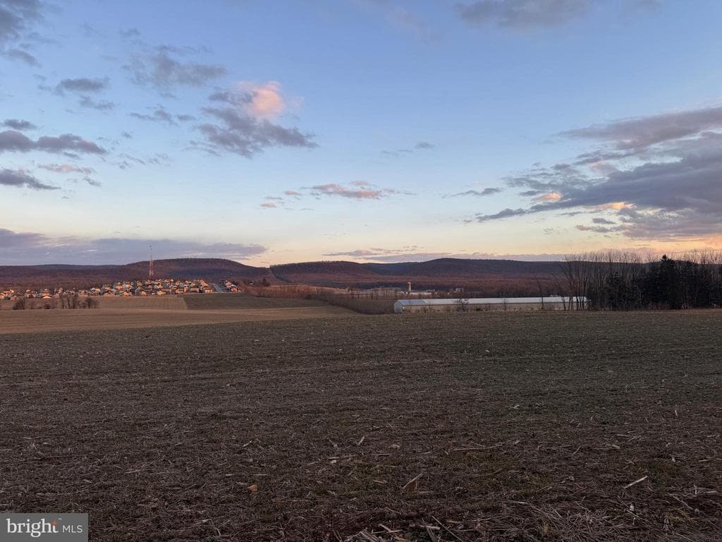 Property photo #7 for 928 Baltimore Road, Shippensburg, PA 17257