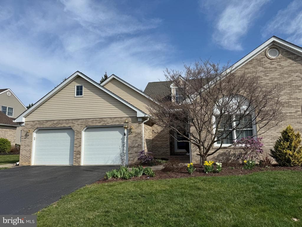 Property photo #2 for 18814 Dover Drive, Hagerstown, MD 21742