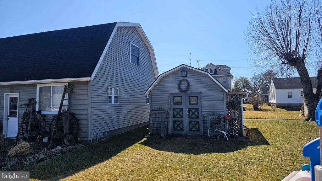 Property photo #12 for 329 Tyrone Street, Greencastle, PA 17225