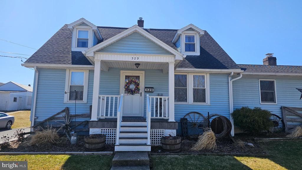 Property photo #3 for 329 Tyrone Street, Greencastle, PA 17225