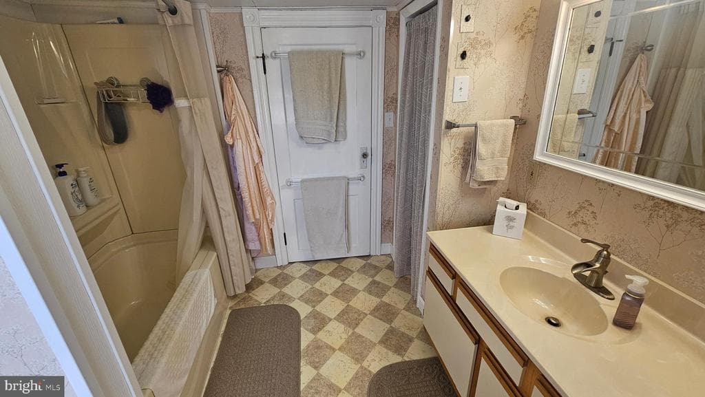 Property photo #40 for 329 Tyrone Street, Greencastle, PA 17225