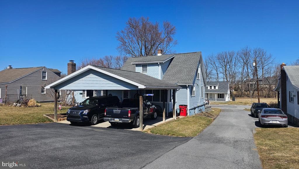 Property photo #5 for 329 Tyrone Street, Greencastle, PA 17225