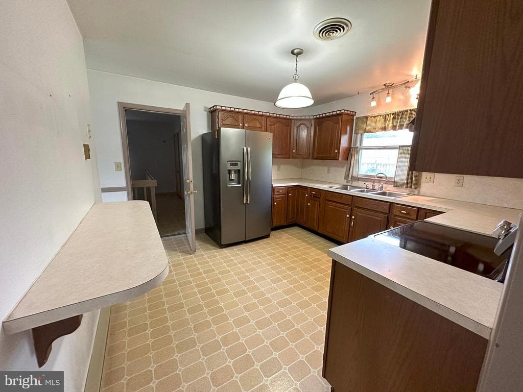 Property photo #39 for 13929 Green Mountain Drive, Maugansville, MD 21767