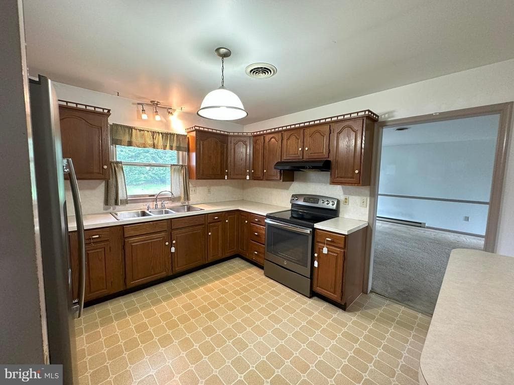 Property photo #41 for 13929 Green Mountain Drive, Maugansville, MD 21767