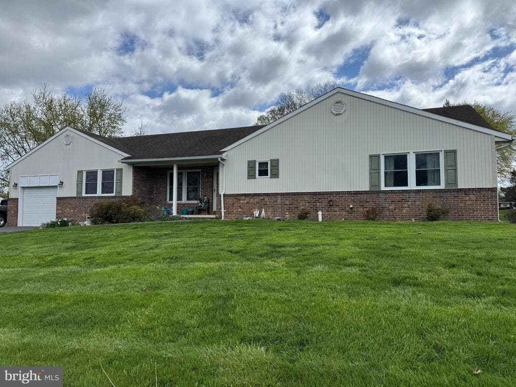 Property photo #0 for 13929 Green Mountain Drive, Maugansville, MD 21767