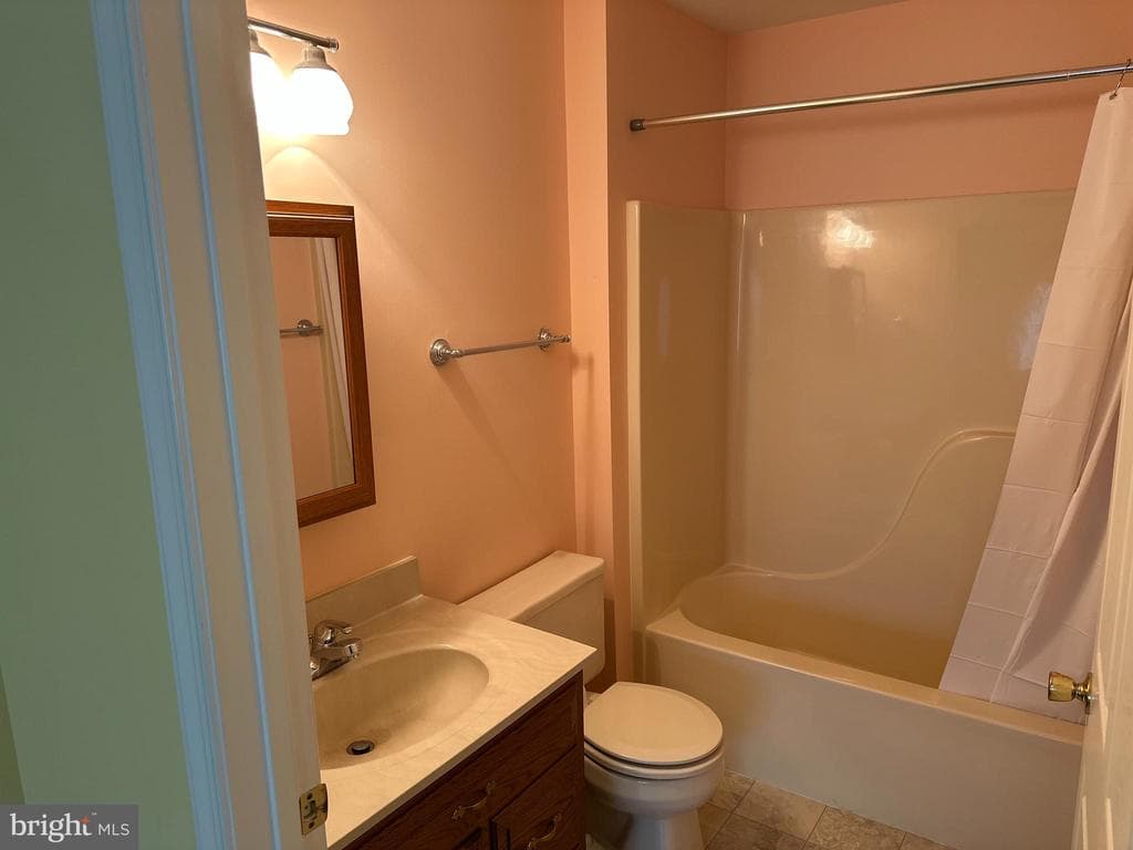 Property photo #24 for 593 W Third St, Waynesboro, PA 17268