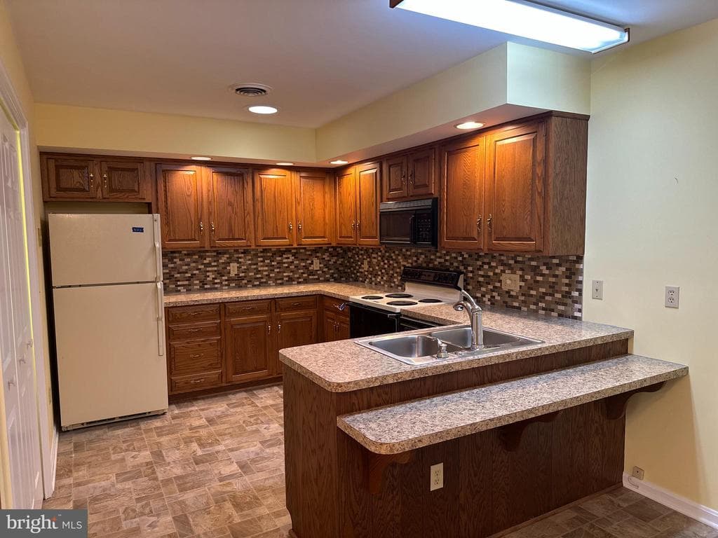 Property photo #28 for 593 W Third St, Waynesboro, PA 17268