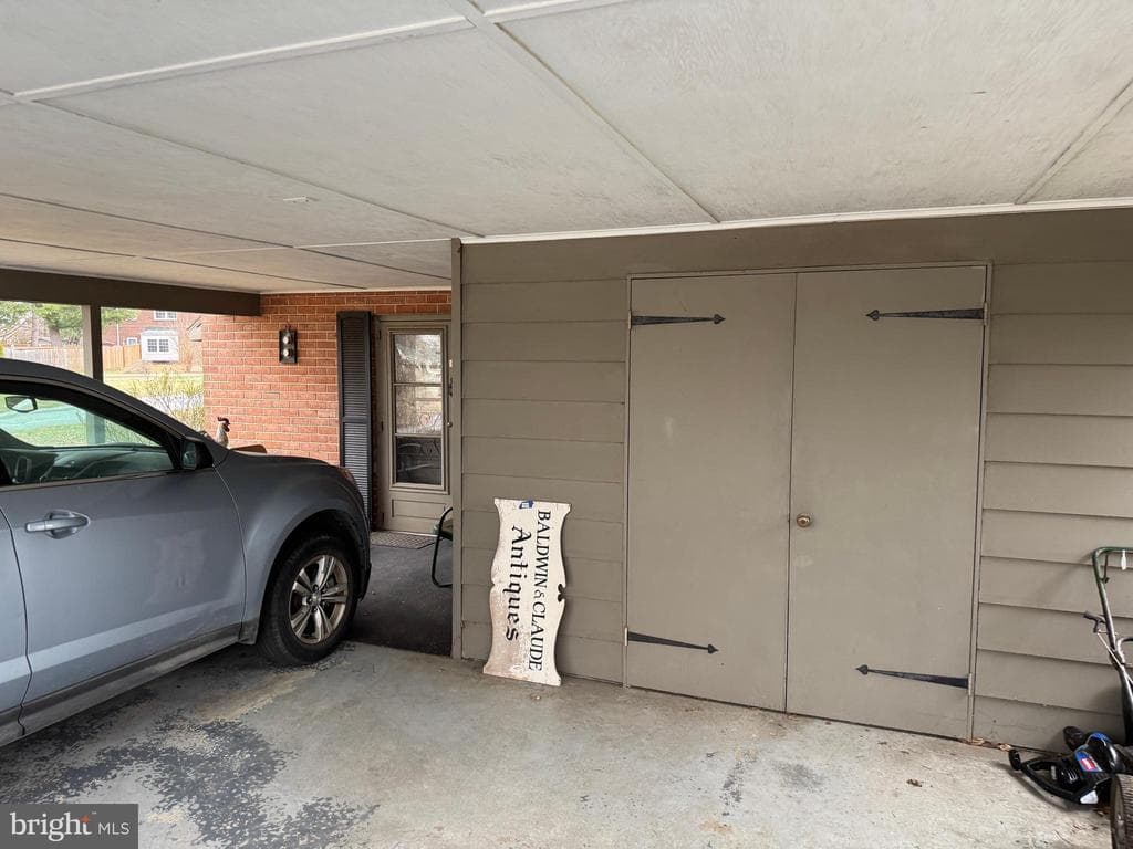 Property photo #8 for 16601 Johnson Dr, Williamsport, MD 21795