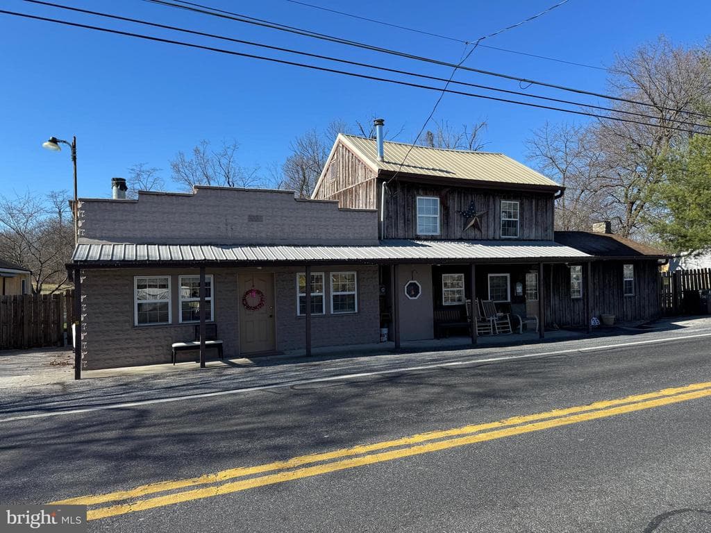 Property photo #2 for 35 Hunterstown Hampton Rd, Gettysburg, PA 17325
