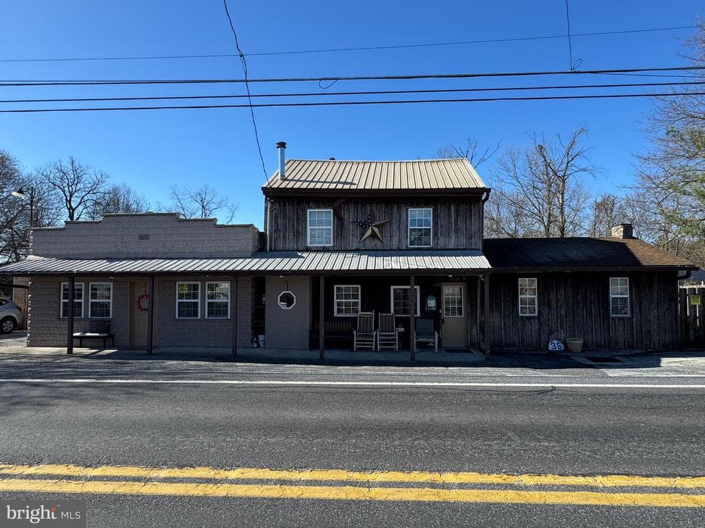 Property photo #5 for 35 Hunterstown Hampton Rd, Gettysburg, PA 17325