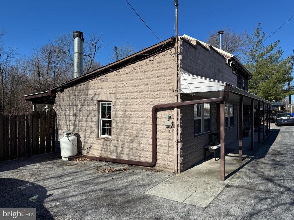 Property photo #6 for 35 Hunterstown Hampton Rd, Gettysburg, PA 17325