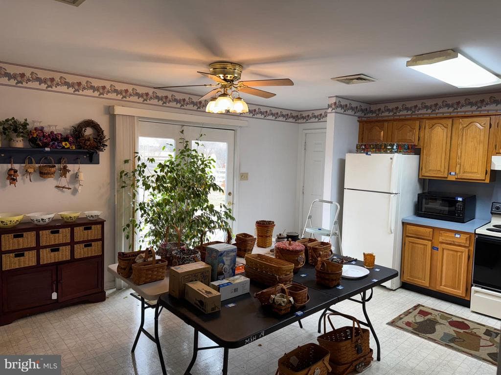 Property photo #9 for 14788 Sherwood Drive, Greencastle, PA 17225