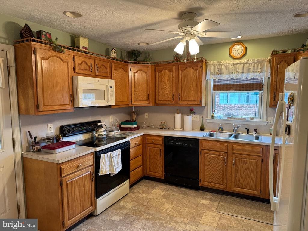 Property photo #13 for 74 Homestead Dr, Greencastle, PA 17225