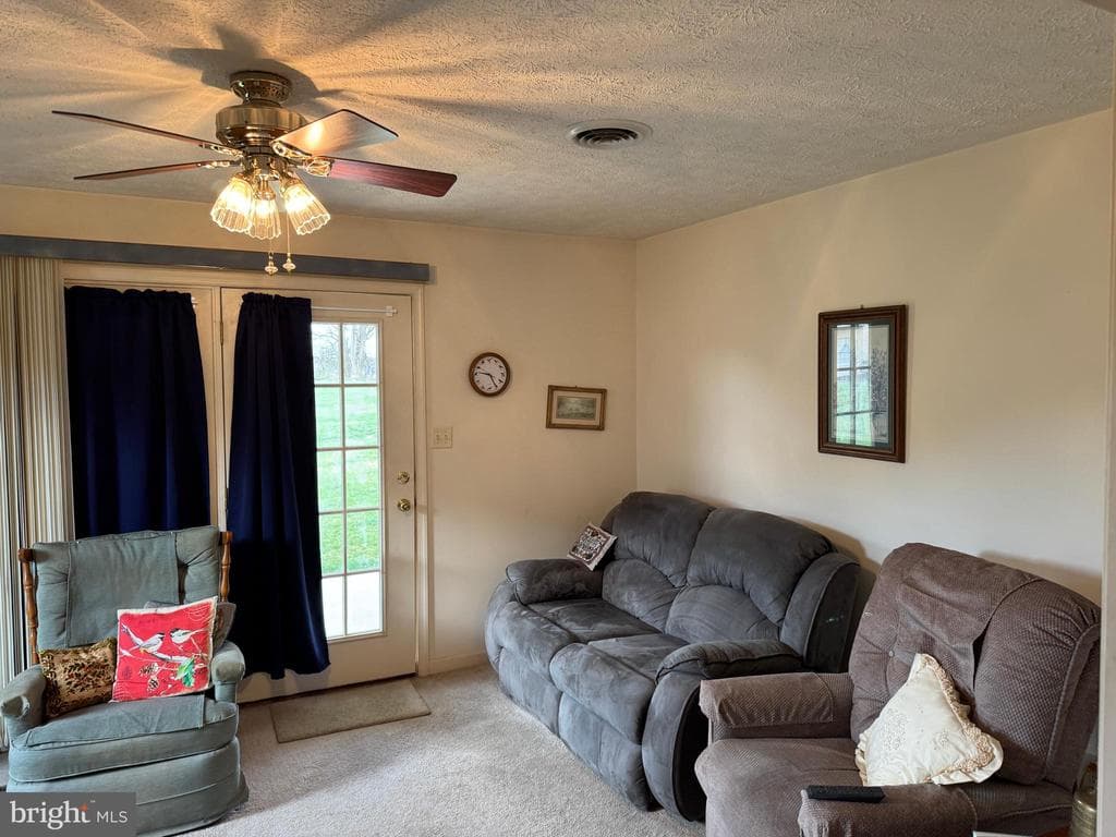 Property photo #26 for 74 Homestead Dr, Greencastle, PA 17225