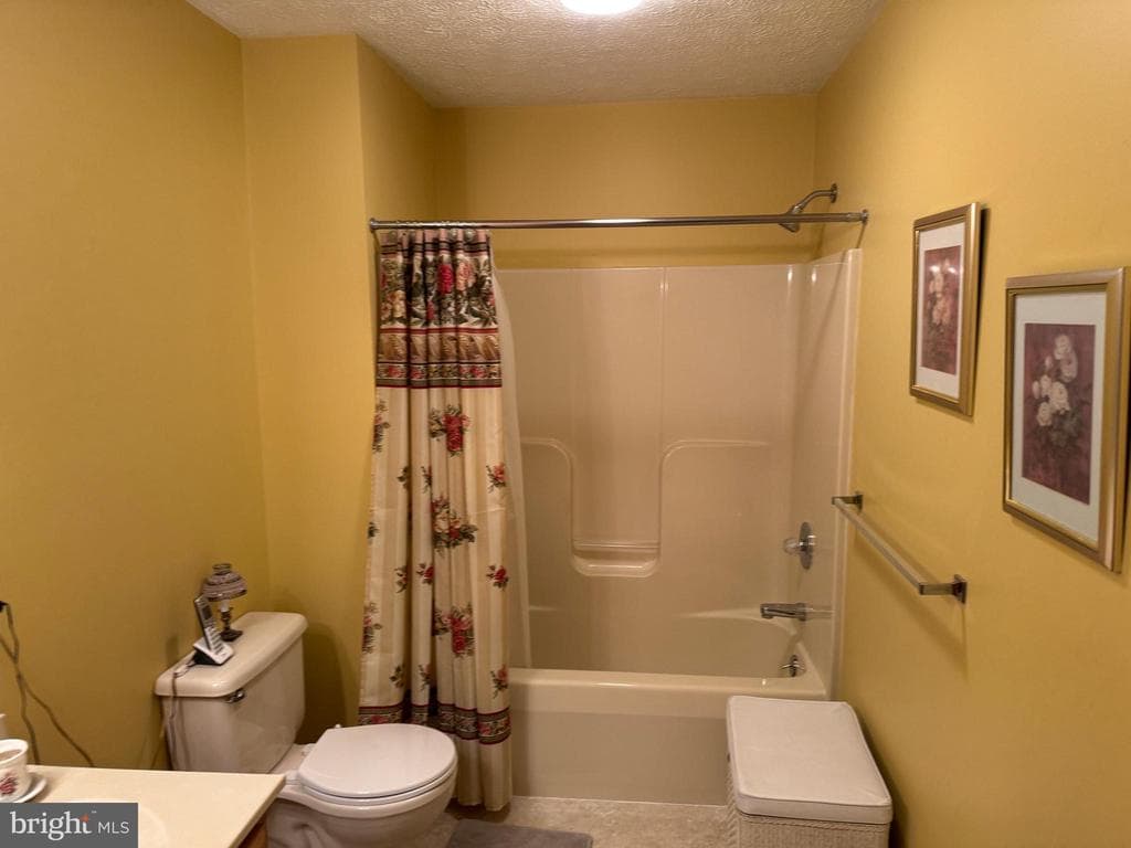 Property photo #32 for 74 Homestead Dr, Greencastle, PA 17225