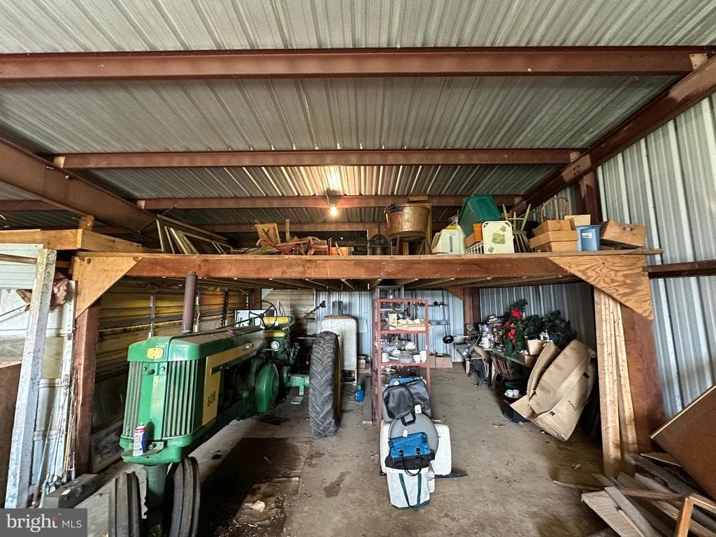 Property photo #135 for 1423 Mason Dixon Rd, Greencastle, PA 17225