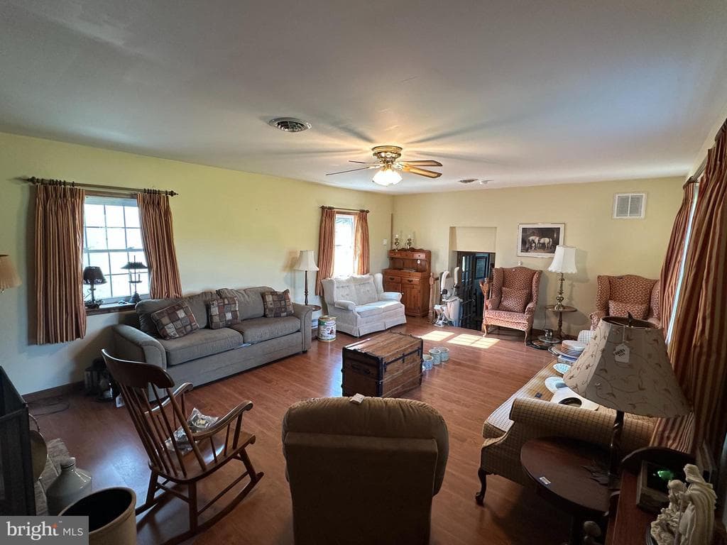 Property photo #14 for 1423 Mason Dixon Rd, Greencastle, PA 17225
