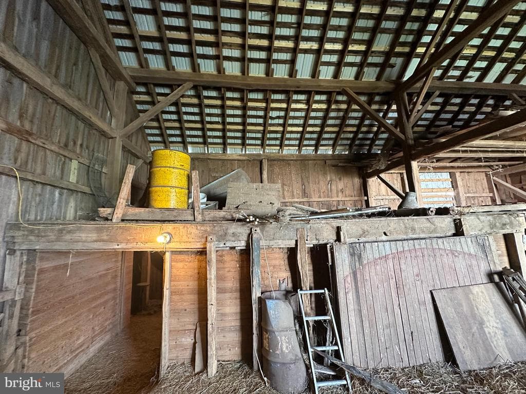 Property photo #83 for 1423 Mason Dixon Rd, Greencastle, PA 17225