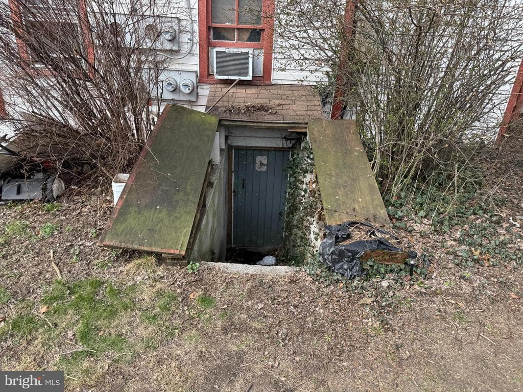Property photo #10 for 219 W Main Street, Everett PA 15537