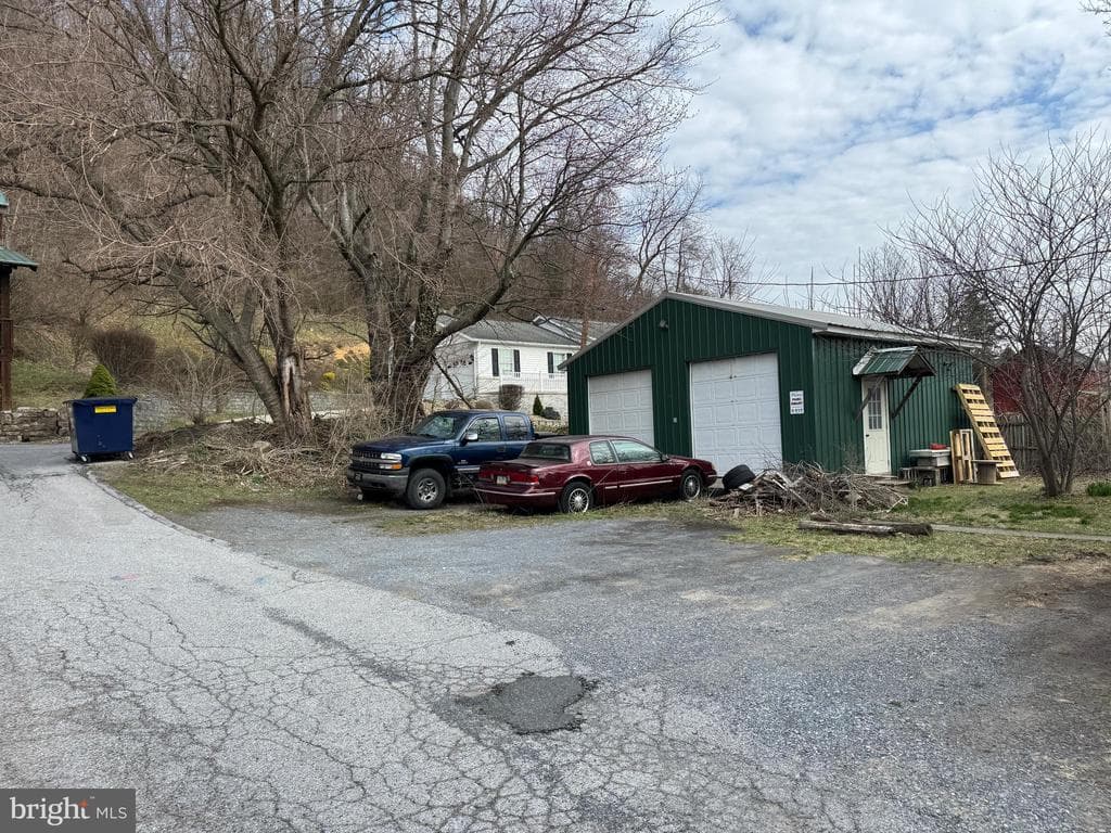 Property photo #16 for 219 W Main Street, Everett PA 15537